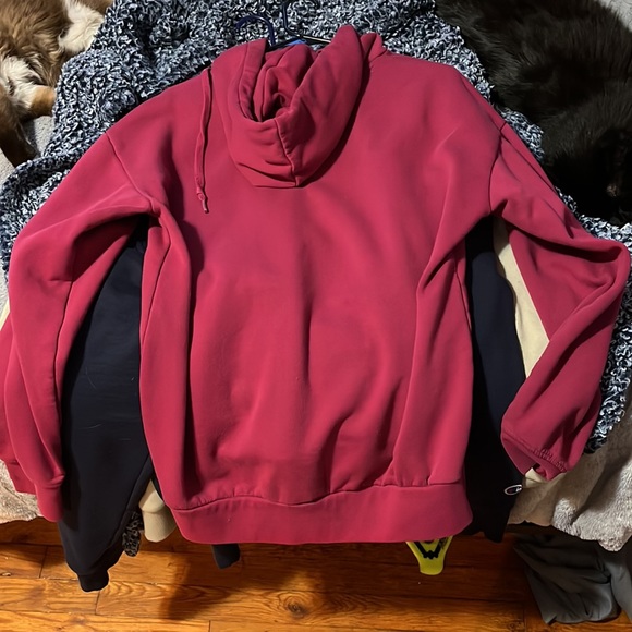 Maroon hoodie - Picture 2 of 2